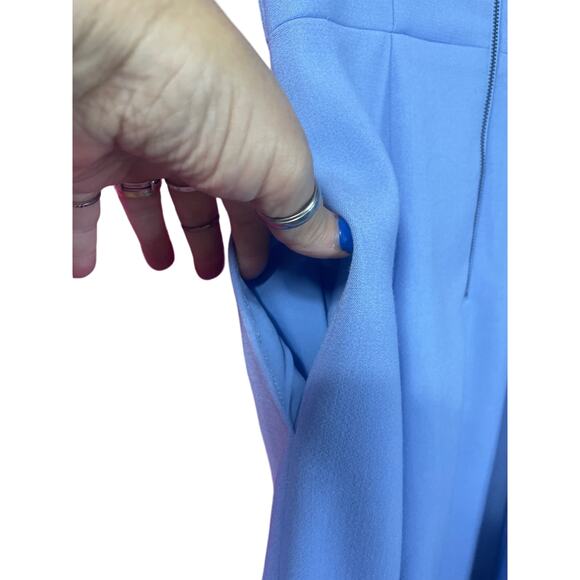 Vince Camuto short sleeve dress with pocket, full zip back in a size 6 - Picture 3 of 6